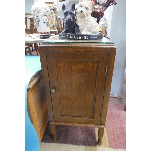 265 - Oak pot cupboard