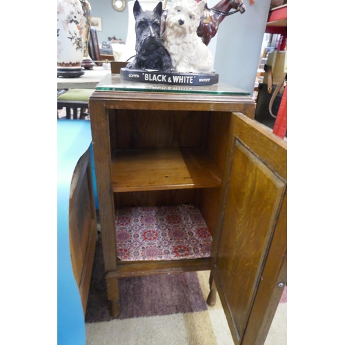 265 - Oak pot cupboard