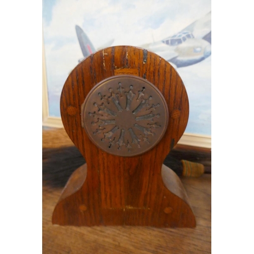 305 - Oak cased mantel clock