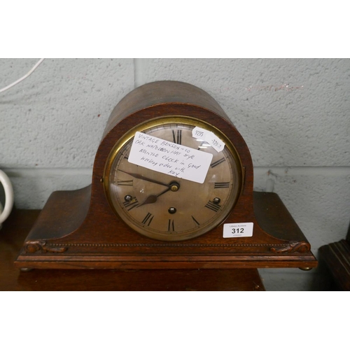 312 - Vintage Benson and Co Oak mantel clock - working order with key