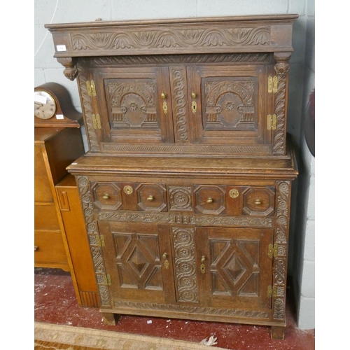 314 - Antique carved oak cupboard  - Approx size: W: 107cm D: 55cm H: 161cm