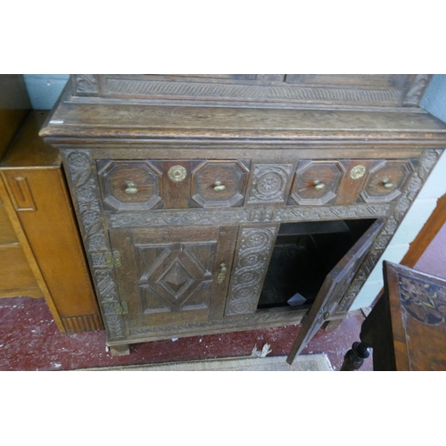 314 - Antique carved oak cupboard  - Approx size: W: 107cm D: 55cm H: 161cm