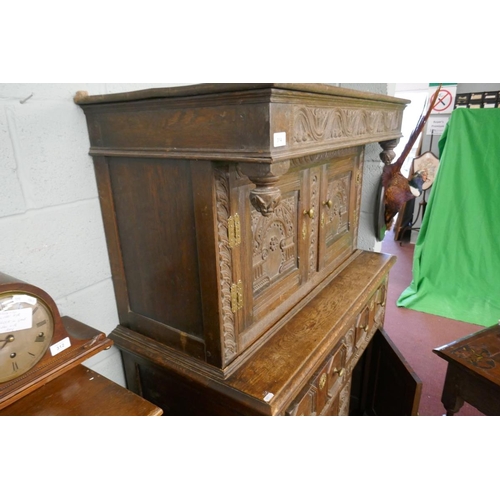 314 - Antique carved oak cupboard  - Approx size: W: 107cm D: 55cm H: 161cm