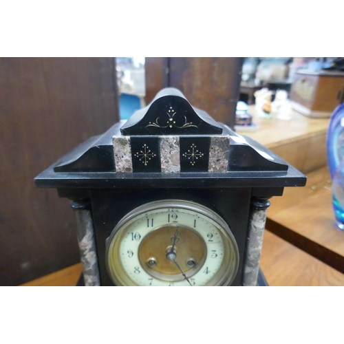 381 - Marble mantel clock