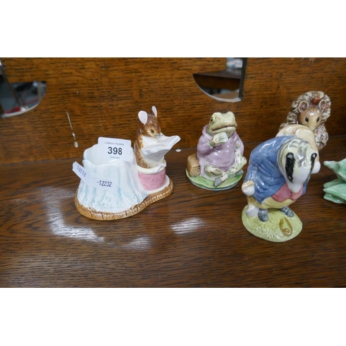 398 - Collection Beatrix Potter figurines to include Beswick and Royal Doulton