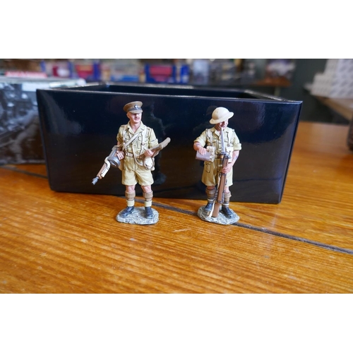 414 - Large collection of WWII military figures