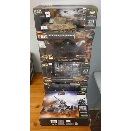 416 - Collection of military vehicles - Forces of Valor 1:32