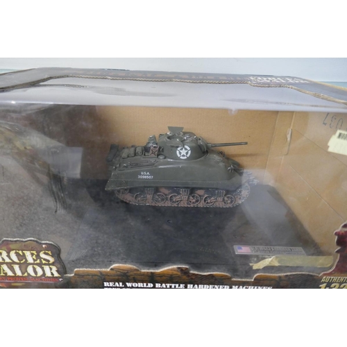 416 - Collection of military vehicles - Forces of Valor 1:32