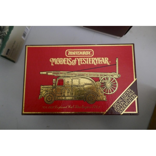 417 - Collection of scale WWII vehicles & figures