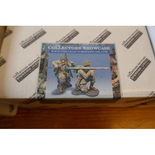 426 - The Collectors Showcase military figures 1:32 scale