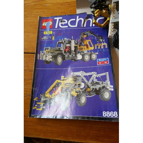 427 - Lego Technic Truck 8868 (complete)