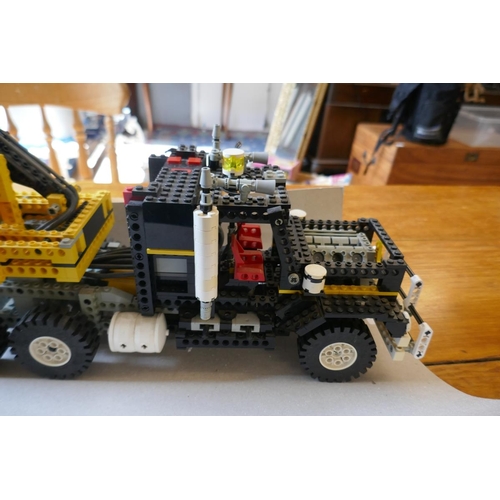 427 - Lego Technic Truck 8868 (complete)