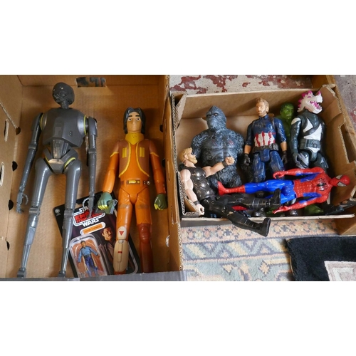 441 - Collection of action hero toys