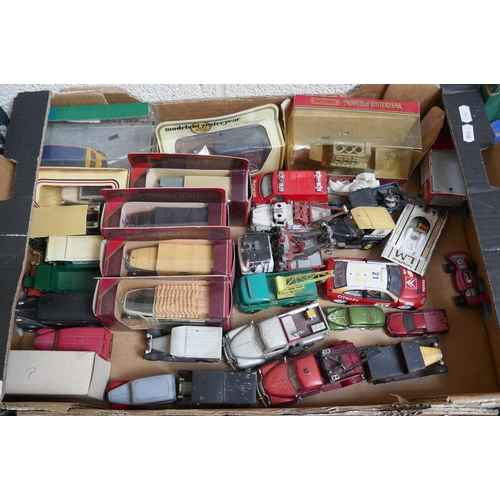 445 - Collection of die cast vehicles - some in original boxes