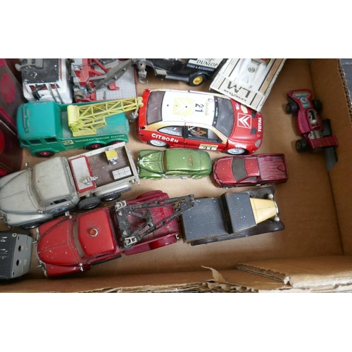 445 - Collection of die cast vehicles - some in original boxes