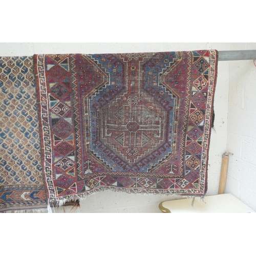 466 - 1900 Persian Shiraz rug