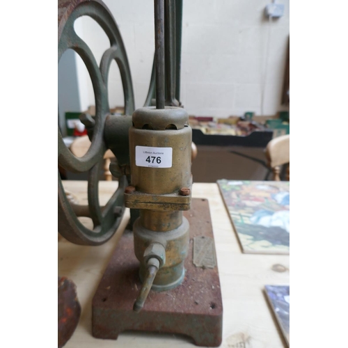 476 - Vintage hand vacuum pump