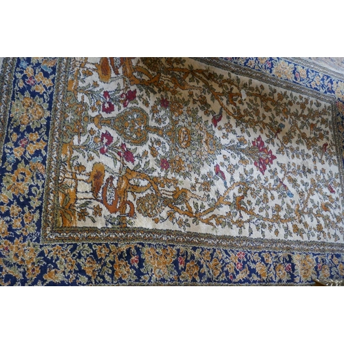 480 - Persian style floor rug - Approx size: 200cm x 130cm