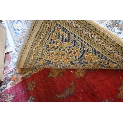 480 - Persian style floor rug - Approx size: 200cm x 130cm