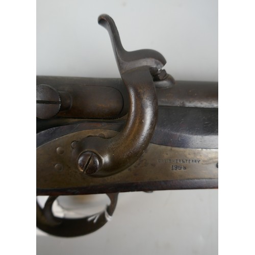 106 - Antique percussion fire rifle