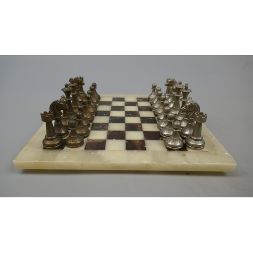 115 - Miniature vintage Italian chess set