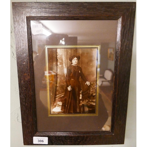 306 - Framed Victorian photograph of Lady