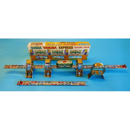 446 - Tin plate train in original box