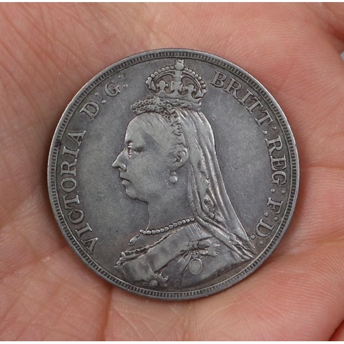 128 - Coin - Victoria 1889 crown