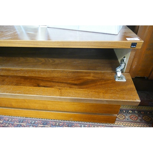 460 - Skovby tv cabinet  - Approx size: W: 190cm D: 47cm H: 51cm