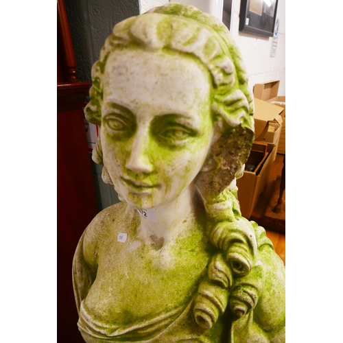 472 - Antique garden bust of maiden on plinth - Approx height: 148cm