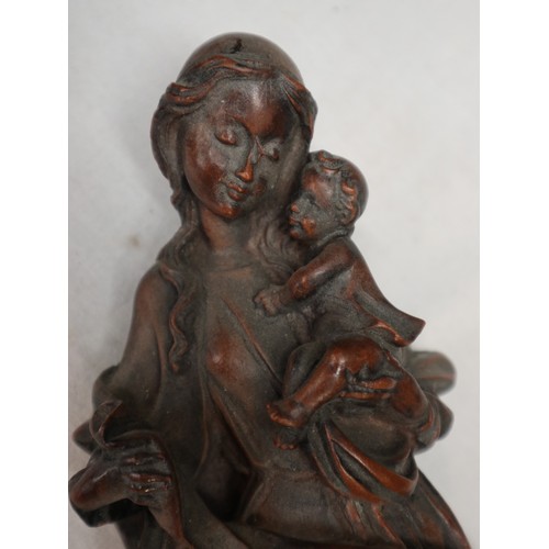 368 - Ecclesiastical figure Virgin Mary and child
