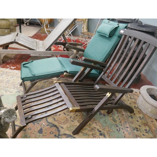 326 - Pair of teak steamer chairs