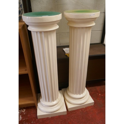 345 - Pair of Corinthian columns - Approx height: 100cm