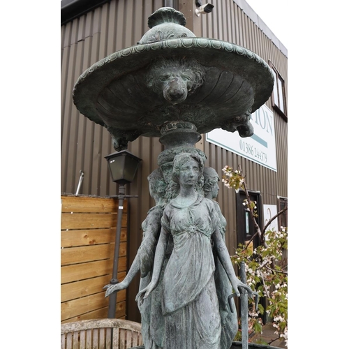 363 - Huge bronze fountain - Approx height: 270cm