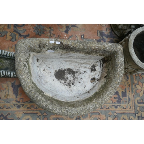 412 - D-end stone trough