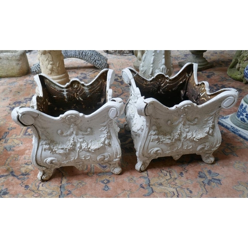 420 - Pair of cast iron planters