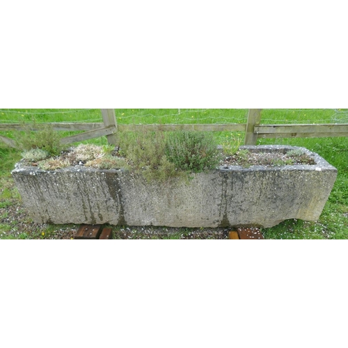 468 - Very large antique stone trough - Approx size: L: 270cm D: 60cm H: 60cm