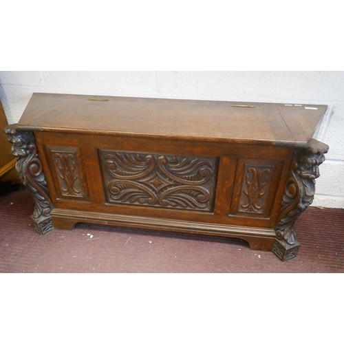 440 - Carved oak window seat