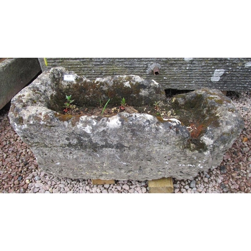 631 - Antique stone trough - Approx size W: 83cm D: 41cm H: 32cm