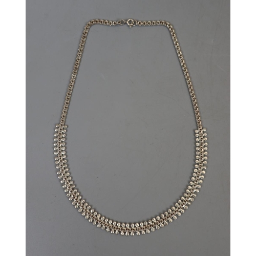 92 - Silver necklace