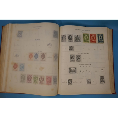 311 - Stamps - Foreign 1914 - 1930 in ideal printed album