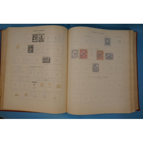 311 - Stamps - Foreign 1914 - 1930 in ideal printed album