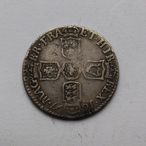 153 - William III 1697 sixpence