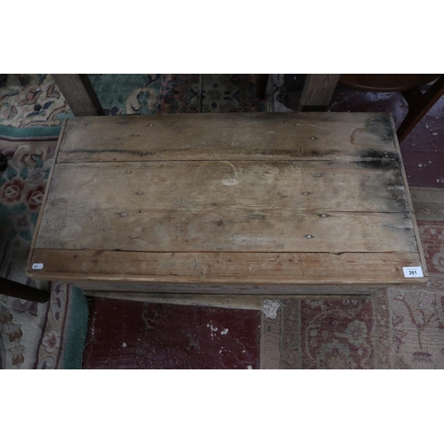 261 - Pine chestL: 85cm  W: 43cm  H: 31.5cm approx