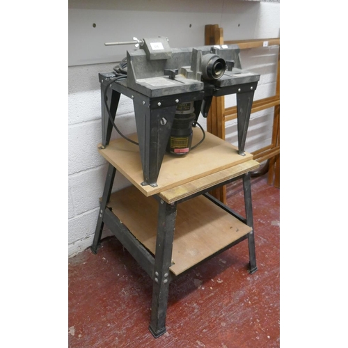 335 - Table router with table