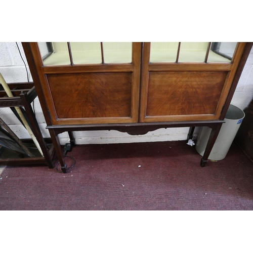 340 - Large china display cabinet - Approx size W: 108cm D: 34cm H: 178cm