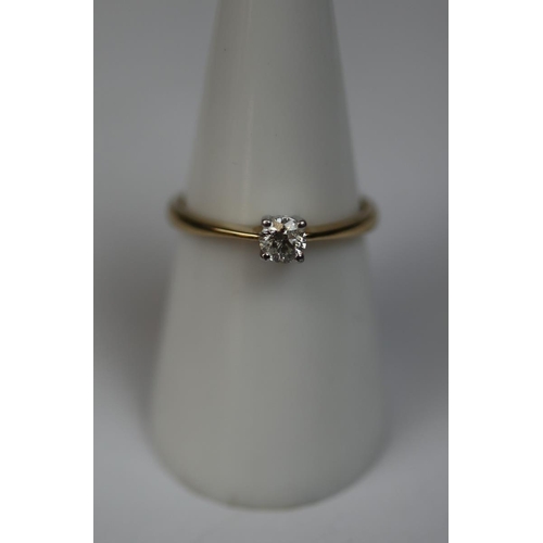 41 - 9ct gold 1/4 carat diamond solitaire ring - Size N