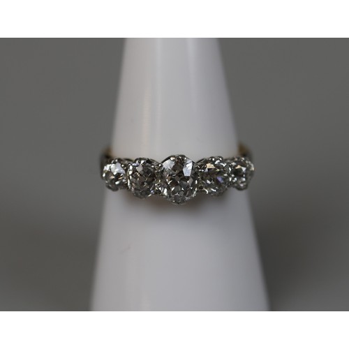 79 - Fine 18ct gold 5 stone platinum set antique diamond ring - Size N