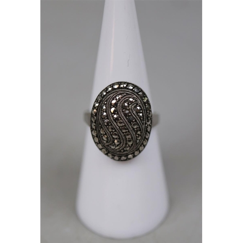 65 - 1930's silver marcasite ring - Size M