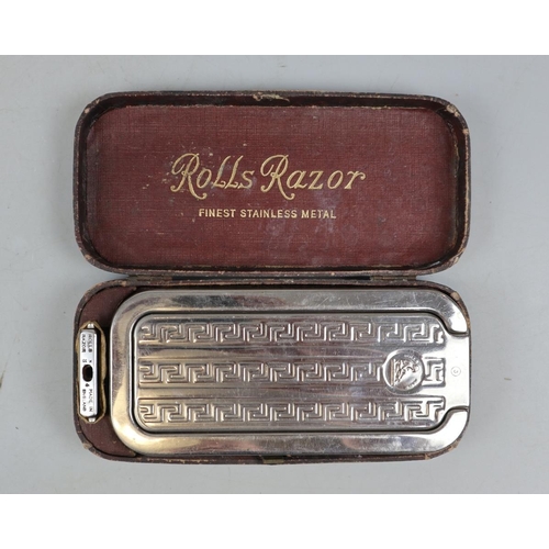 161 - Collection of old razors etc.